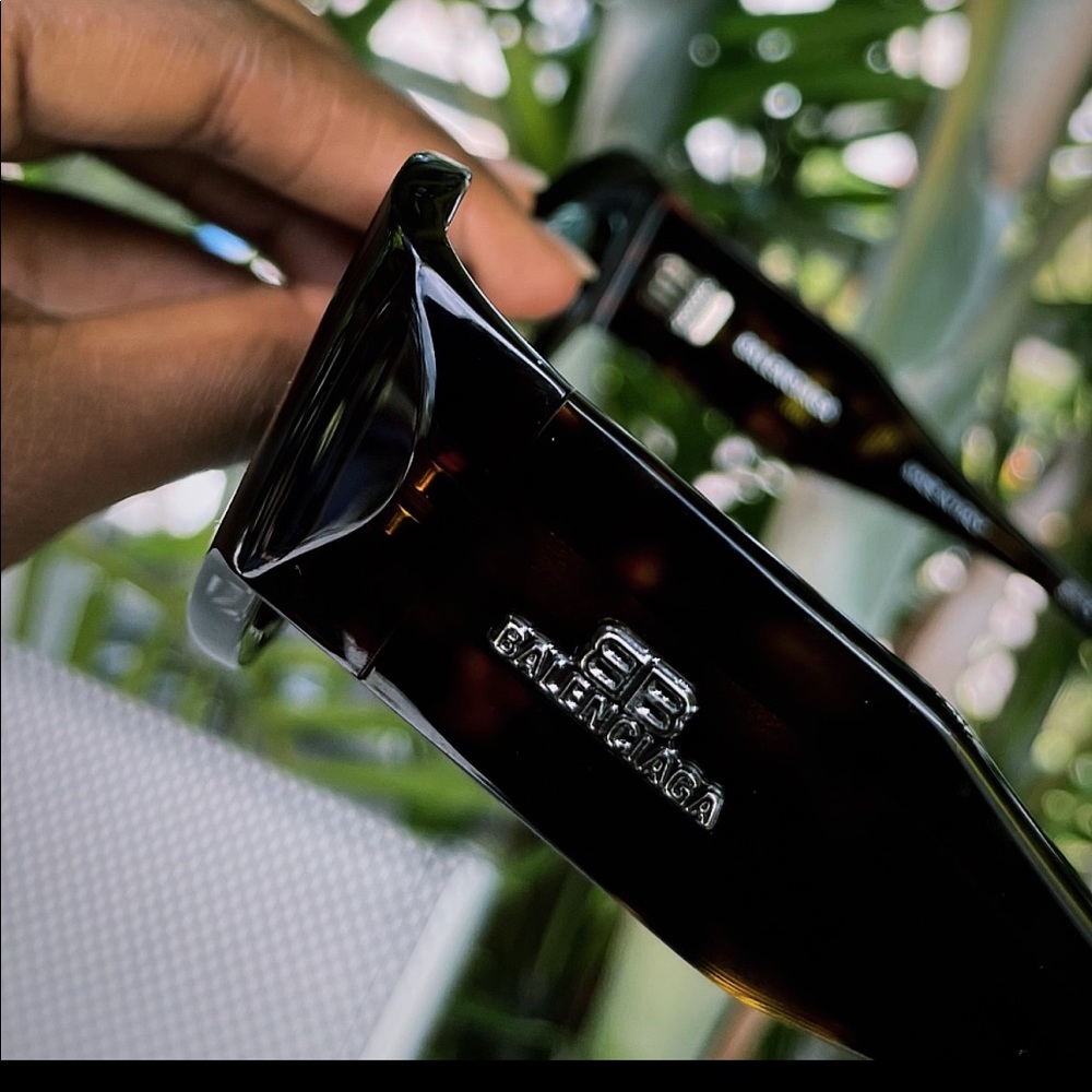 55MM oval Balenciaga sunglasses